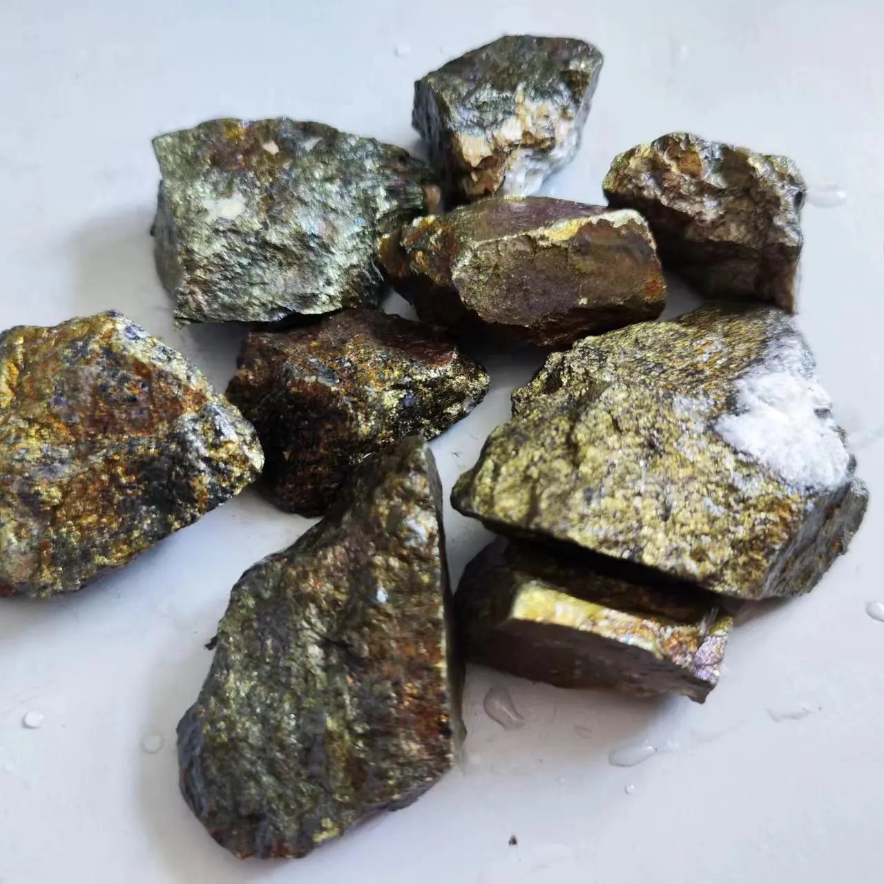 Natural Containing Ore CuFeS2 Chalcopyrite Mineral Crystal