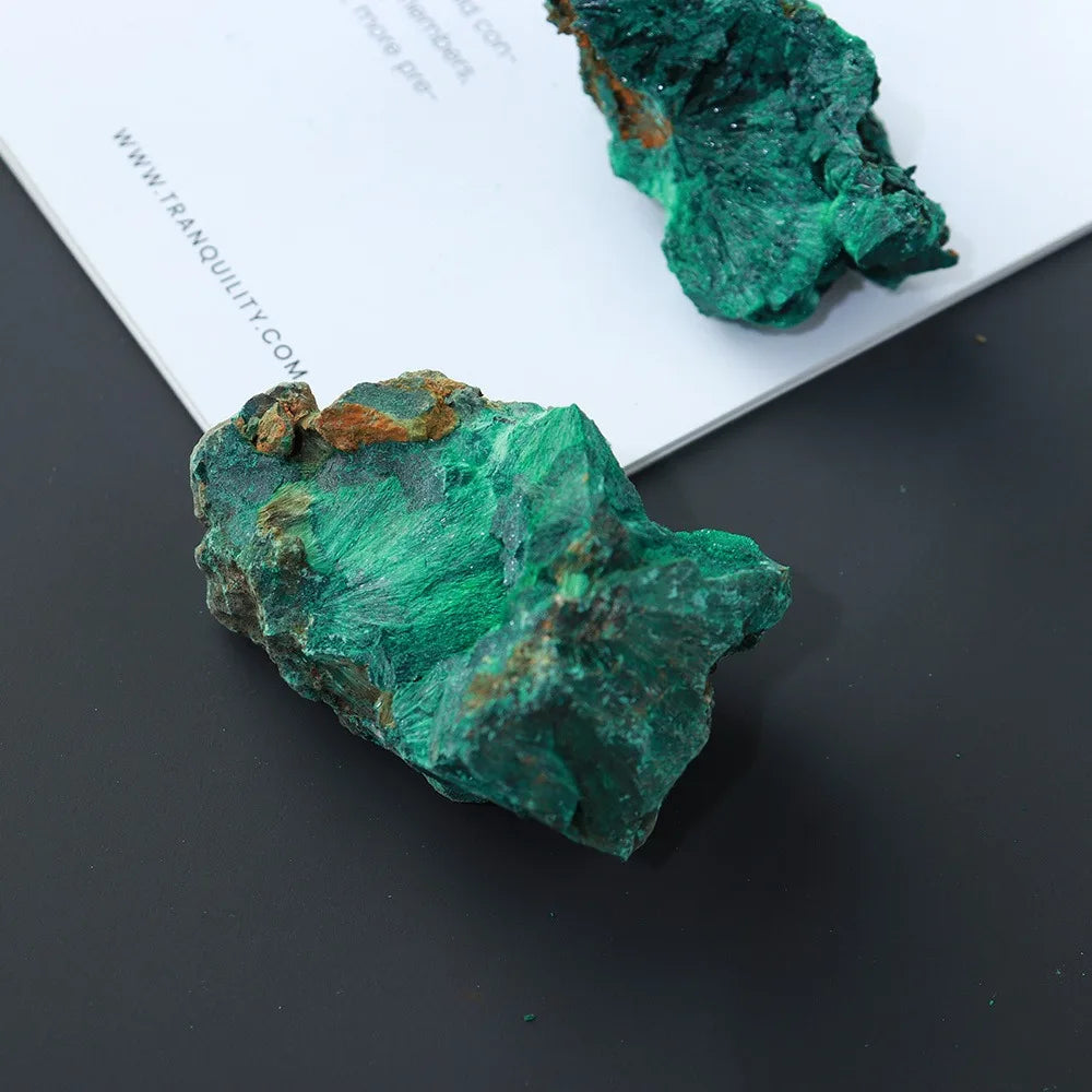 High Quality Natural Rough Malachite Raw Stone Crystal