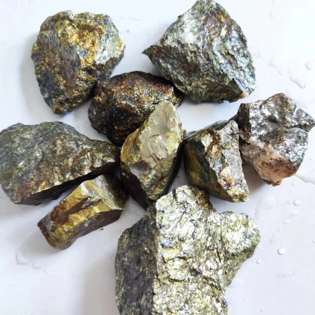 Natural Containing Ore CuFeS2 Chalcopyrite Mineral Crystal